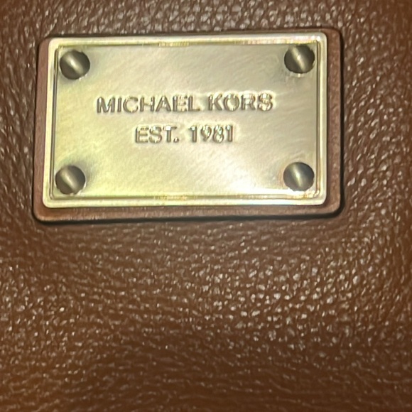 NWOT Large Michael Kors Saddle brown Convertible Studded Satchel - Picture 3 of 13